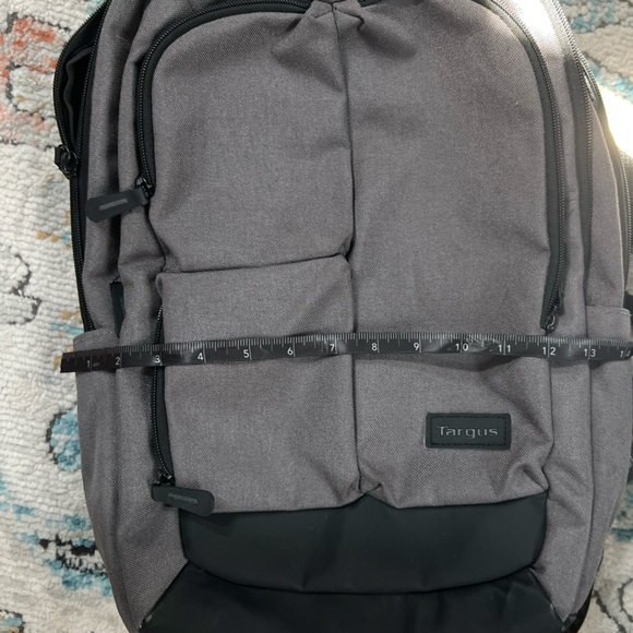 Targus Backpack - Picture 5 of 13